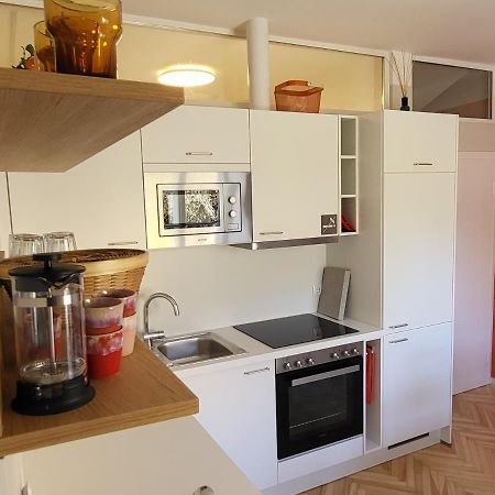 Orange Flat By Grazrentals Highest Standard & Free Parking Εξωτερικό φωτογραφία